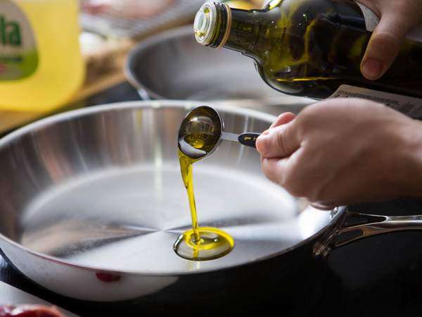 Olio extravergine di oliva per frittura